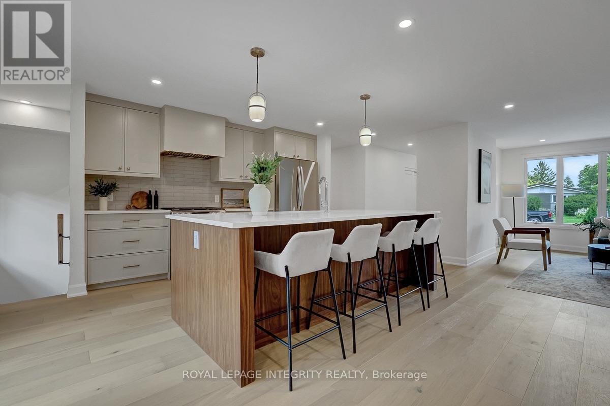 8 BRIAN CRESCENT - 5