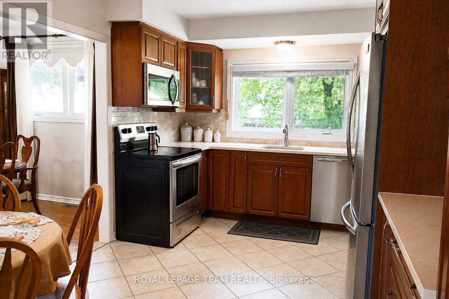 29 EPWORTH AVENUE - 7