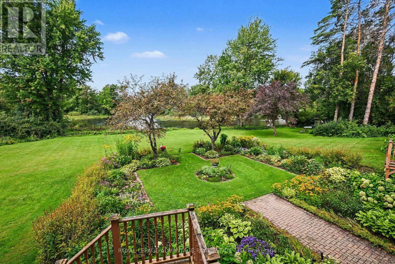 #102 23 ROGERS ROAD - Image 39
