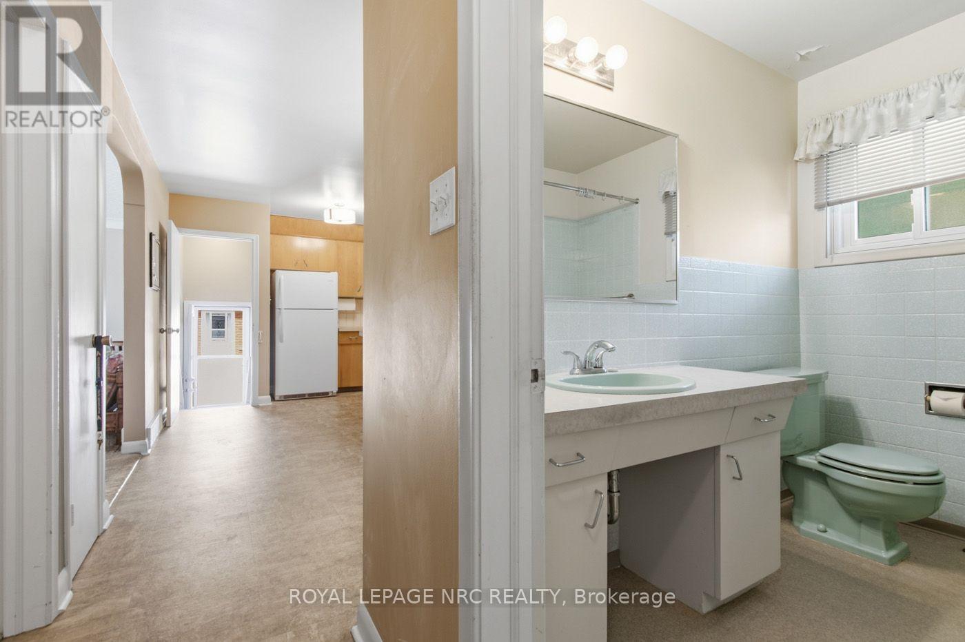 131 JOYCE AVENUE - Image 19