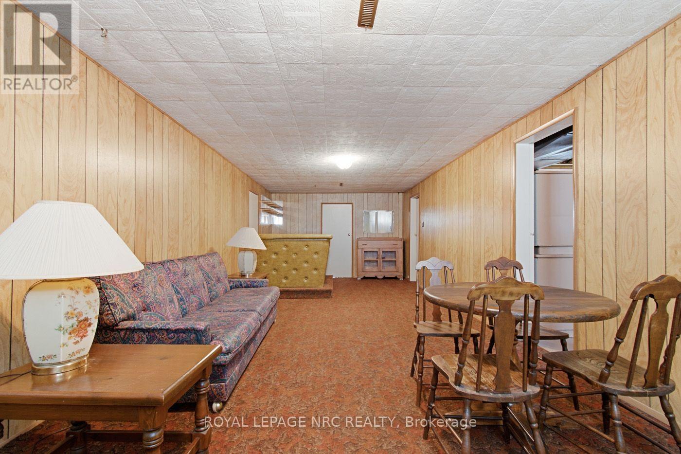 131 JOYCE AVENUE - Image 24