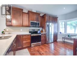 26 Drummond Drive, Penetanguishene, ON L9M0A2 Photo 9