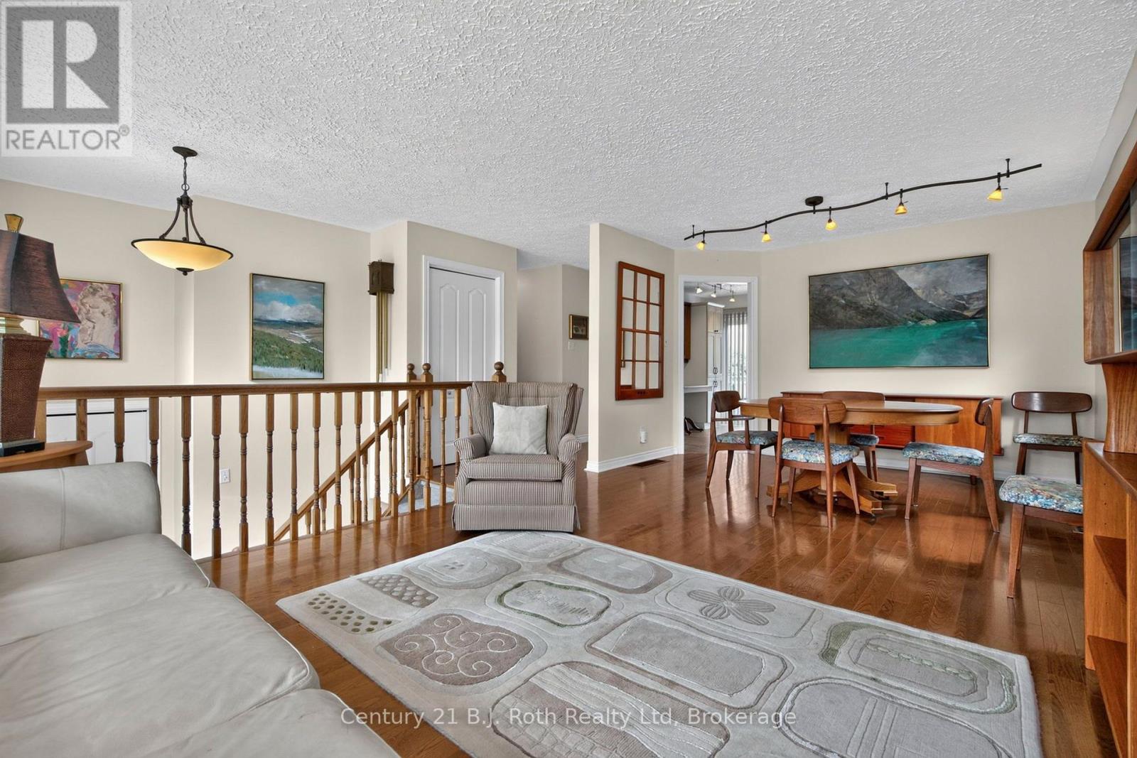 13 CHARLES STREET - Image 6
