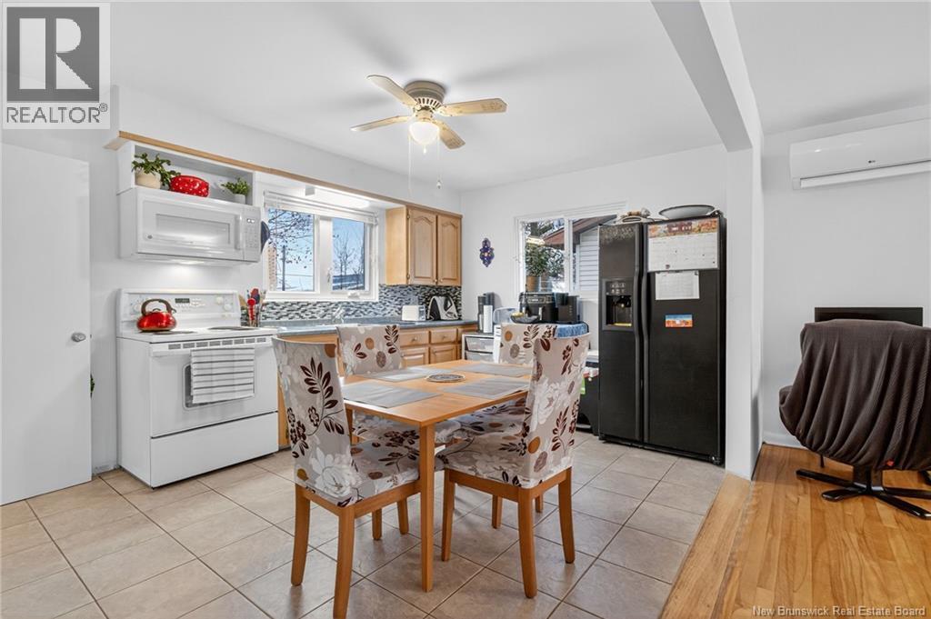 141 Atkinson - 6
