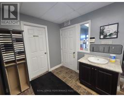 12 Sixth Street E, Cornwall, ON K6H2N4 Photo 11