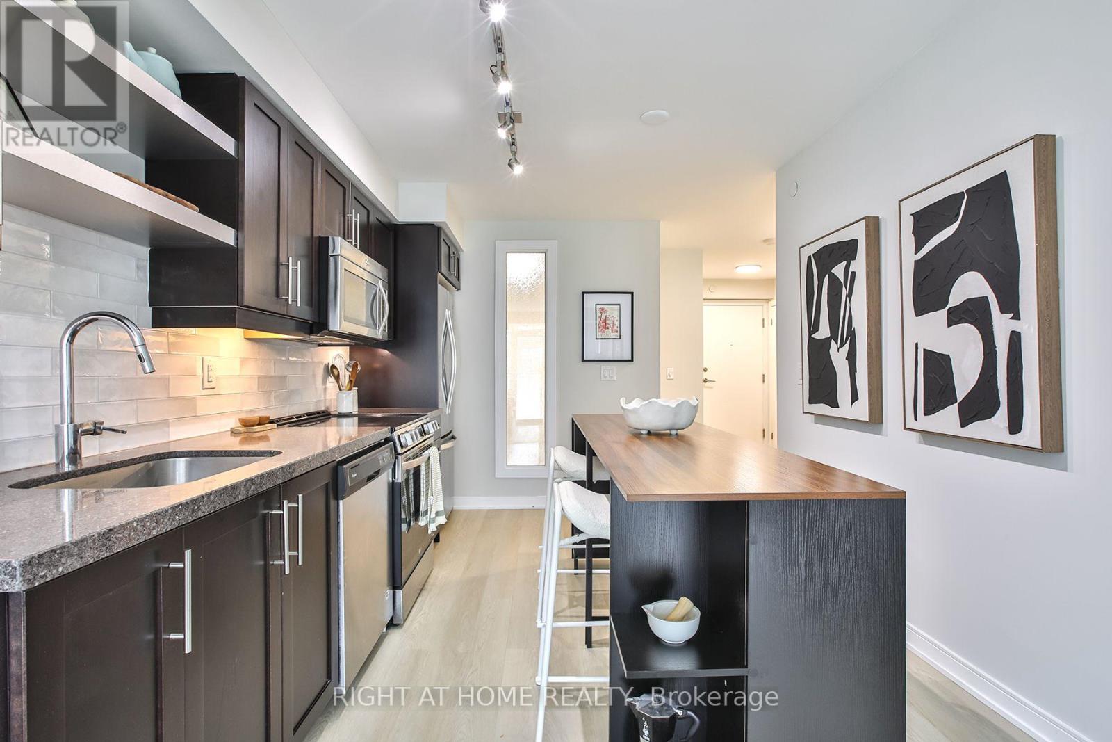 #1623 525 ADELAIDE STREET W - Image 9