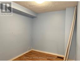 70 Carisbrooke Court, Brampton, ON L6S3K1 Photo 7