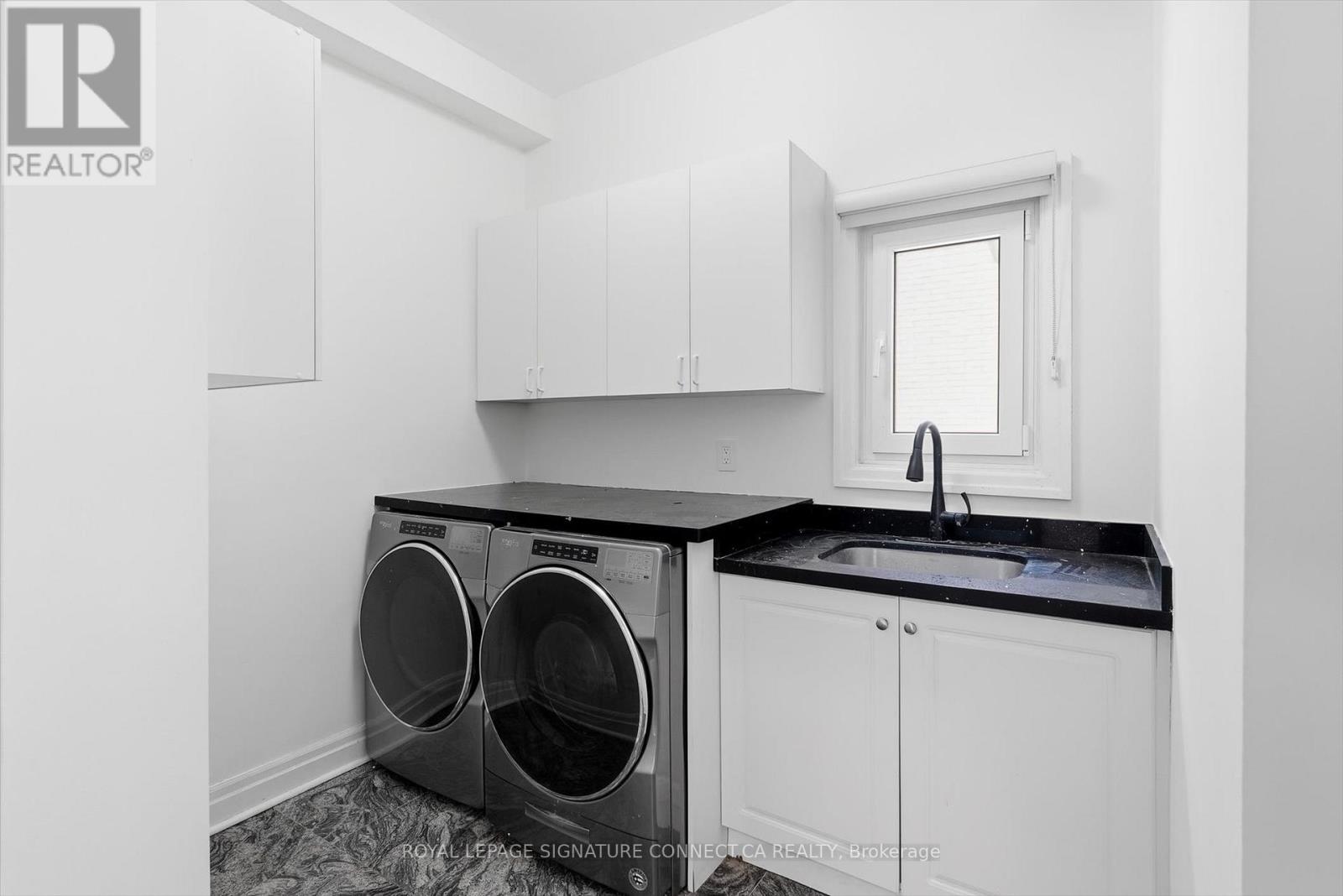 6 LAILEY CRESCENT - Image 33