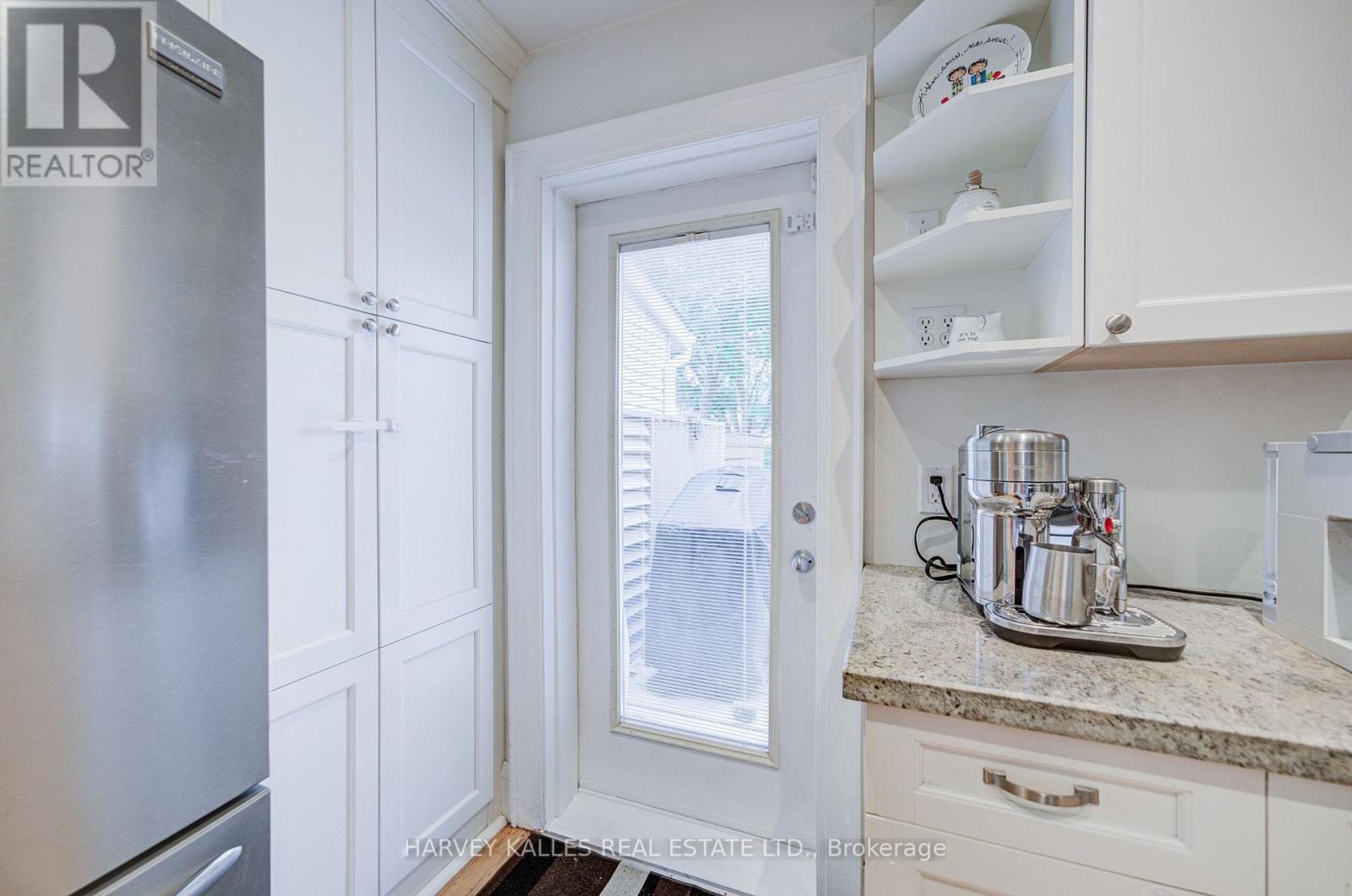 164 DOUGLAS AVENUE - 17