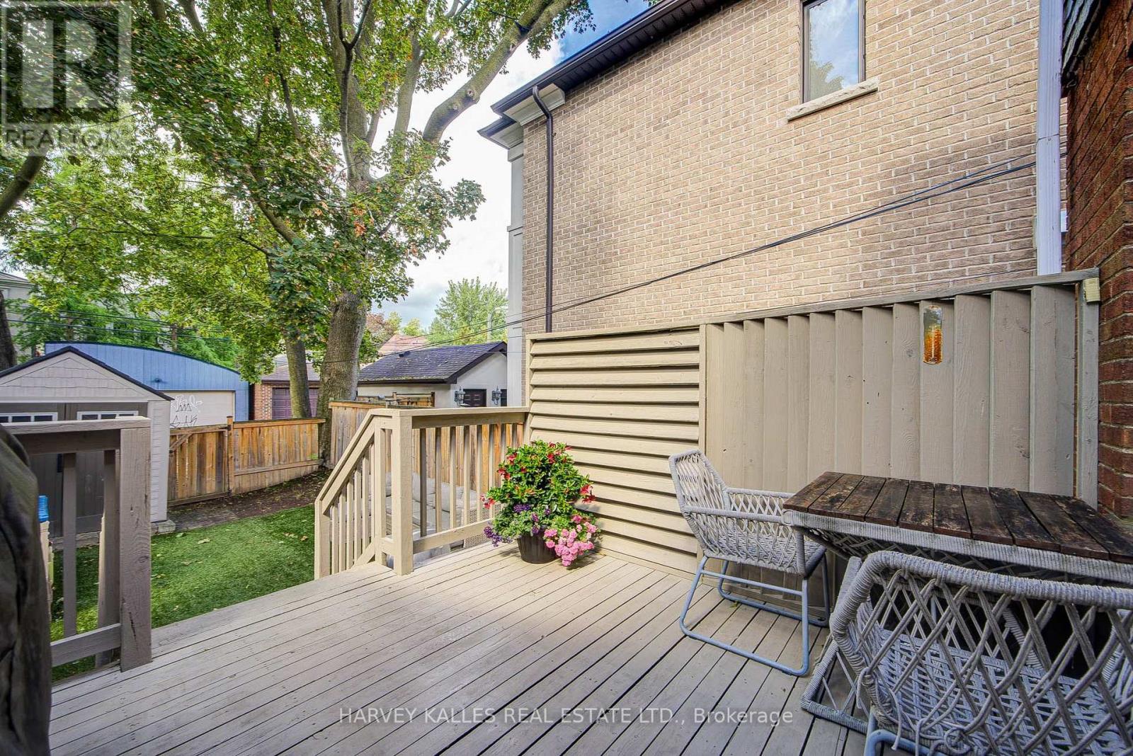 164 DOUGLAS AVENUE - Image 38