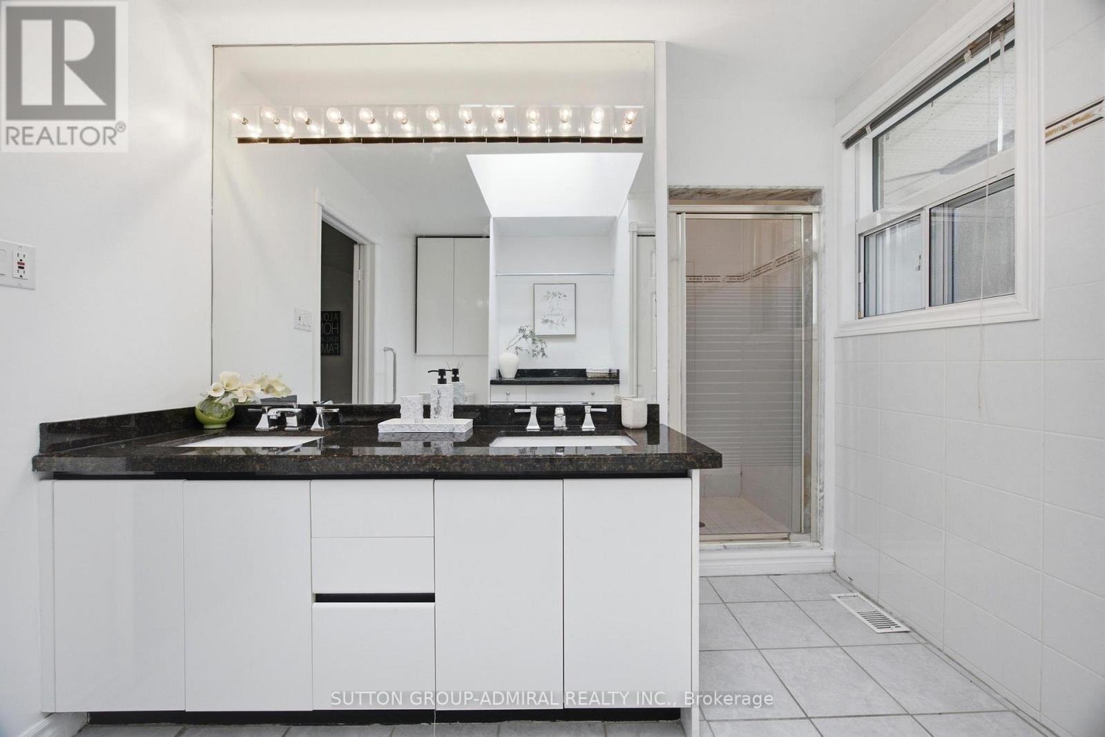 138 KENNARD AVENUE - 27