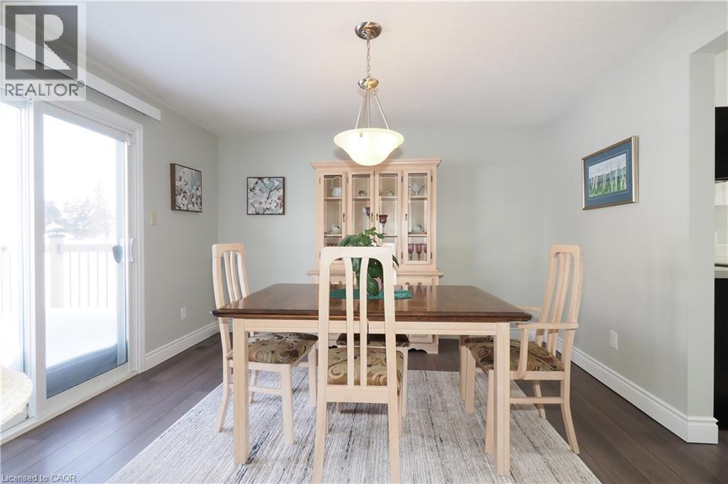 20 FIELDSTONE Walk - Image 12