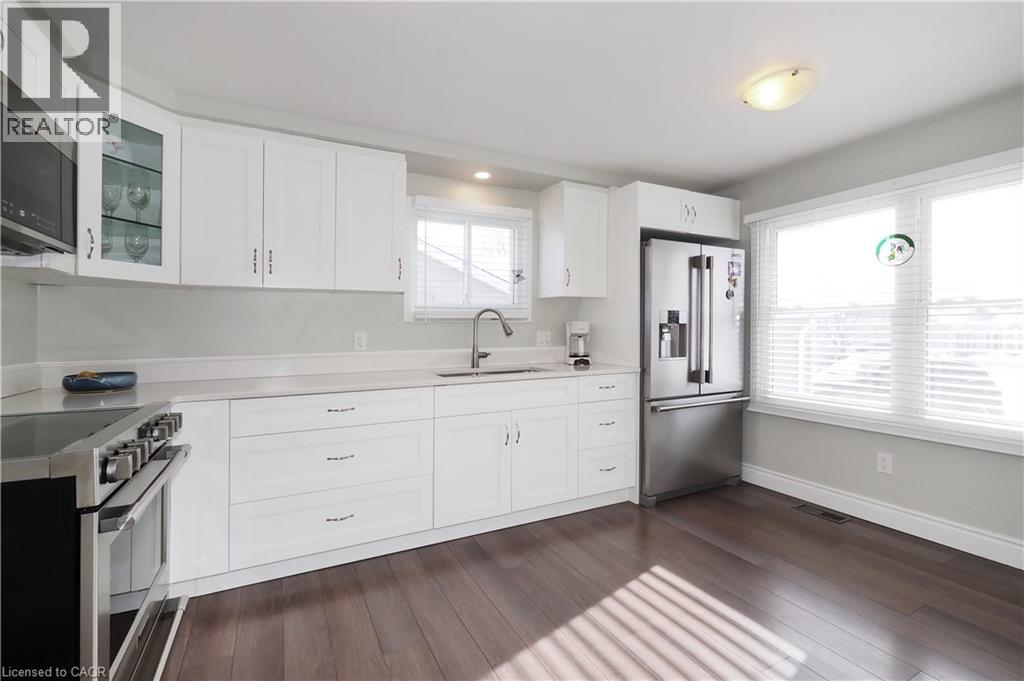 20 FIELDSTONE Walk - Image 17