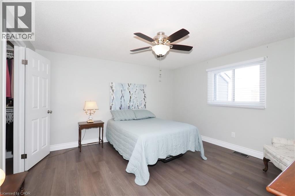 20 FIELDSTONE Walk - Image 24