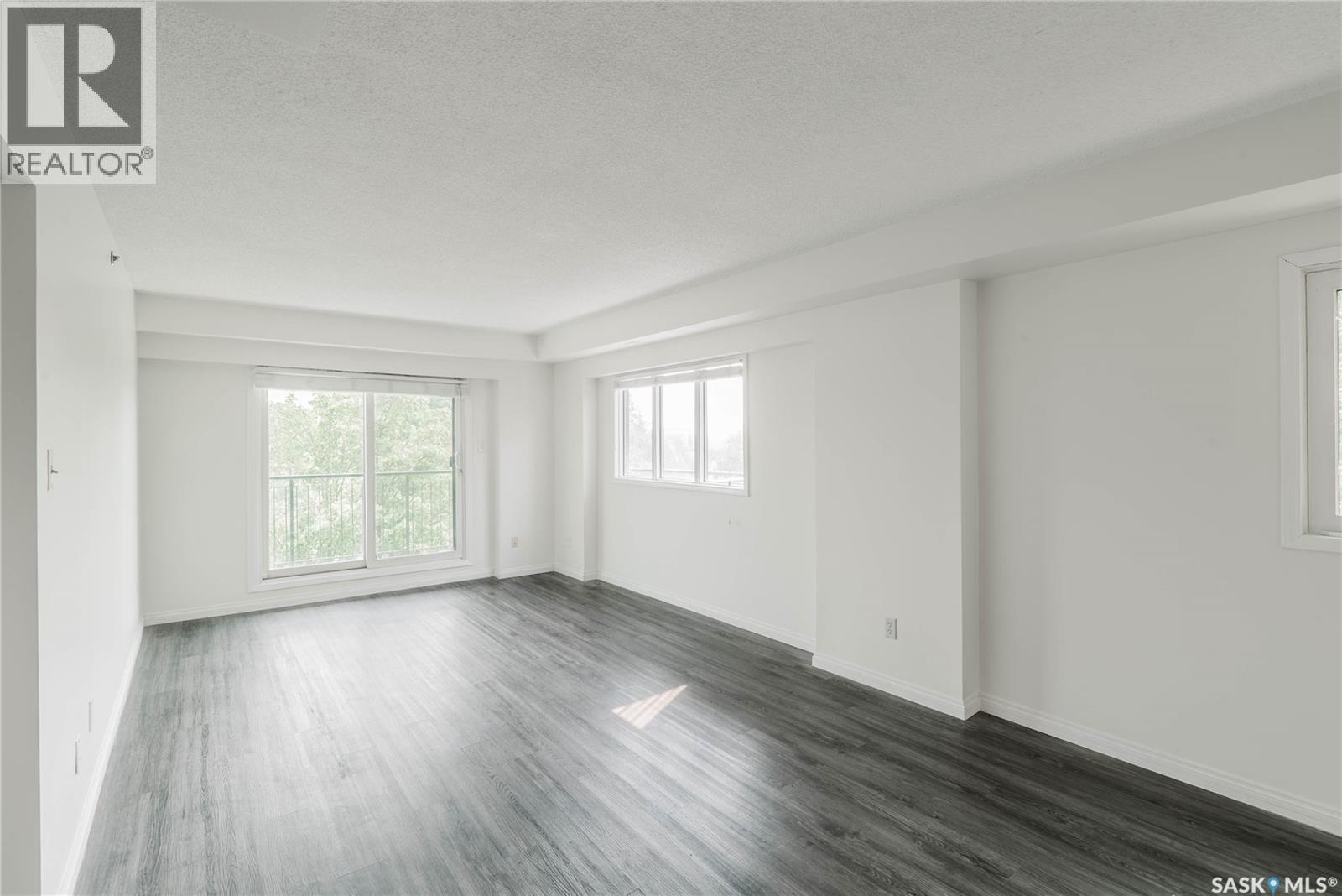 #404 611 University DRIVE - Image 7