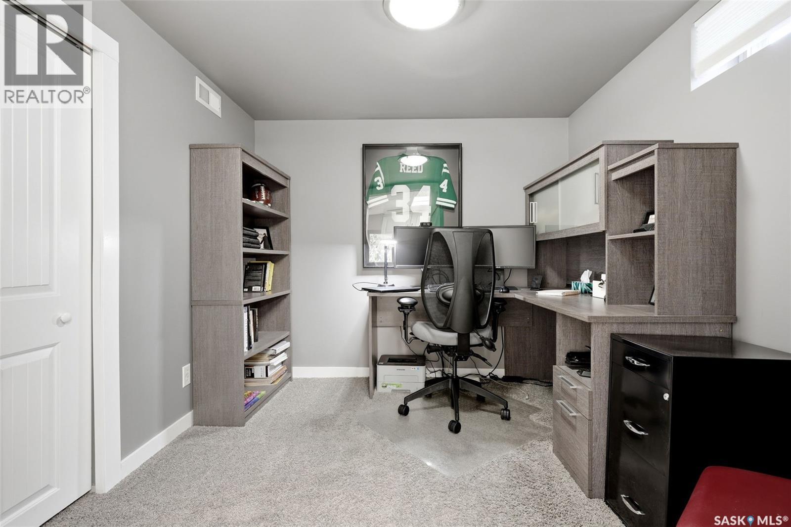 279 Logan CRESCENT - 29