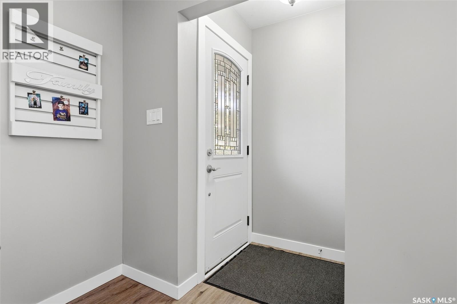 279 Logan CRESCENT - 3