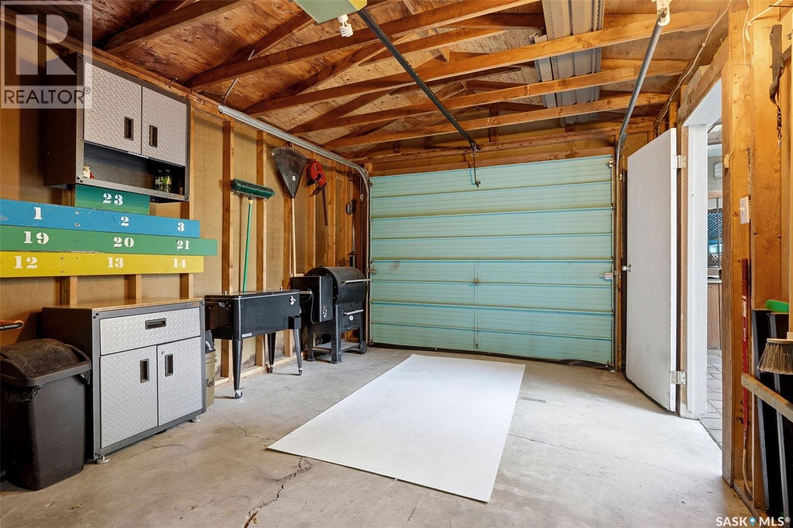 279 Logan CRESCENT - Image 45