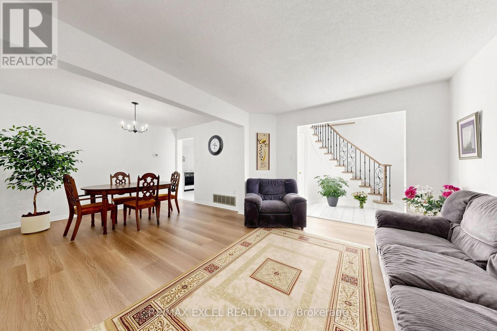 33 WHARTON SQUARE - 10