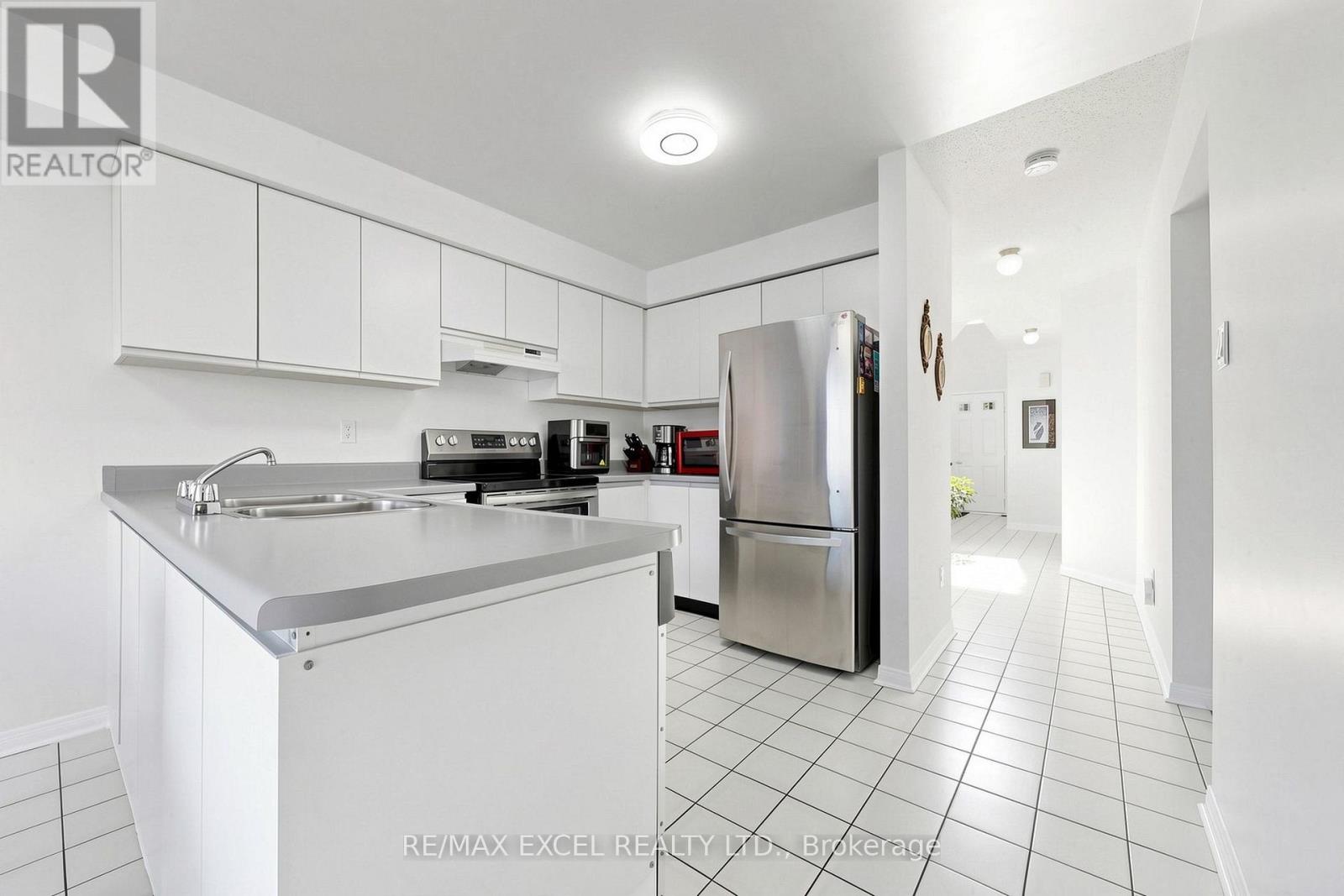 33 WHARTON SQUARE - 22