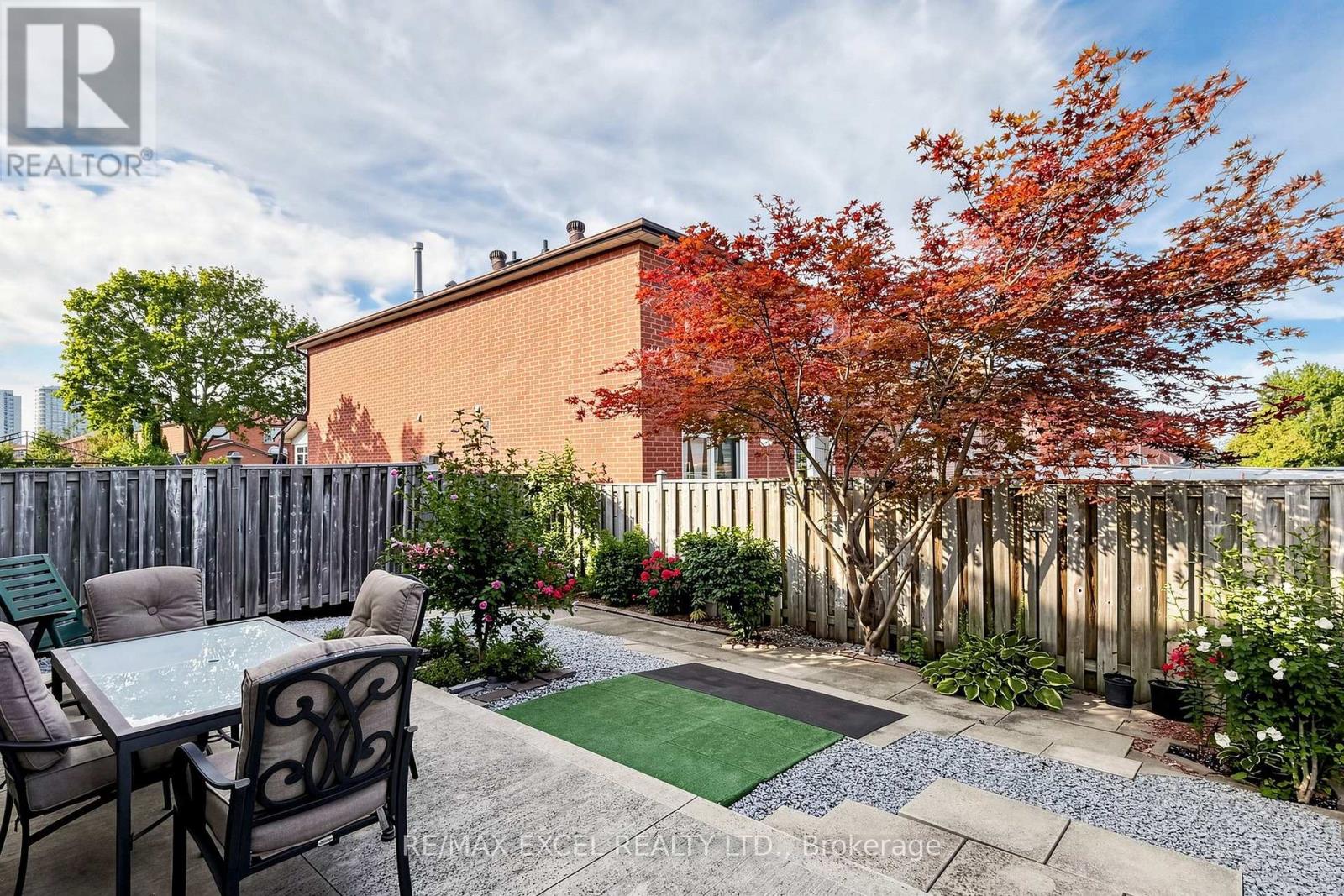 33 WHARTON SQUARE - 49