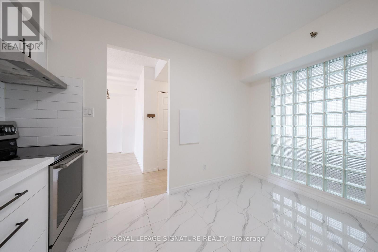 #316 5800 SHEPPARD AVENUE E - 14
