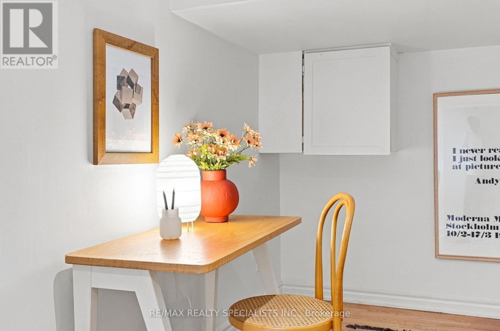21 MENDEL AVENUE - Image 38