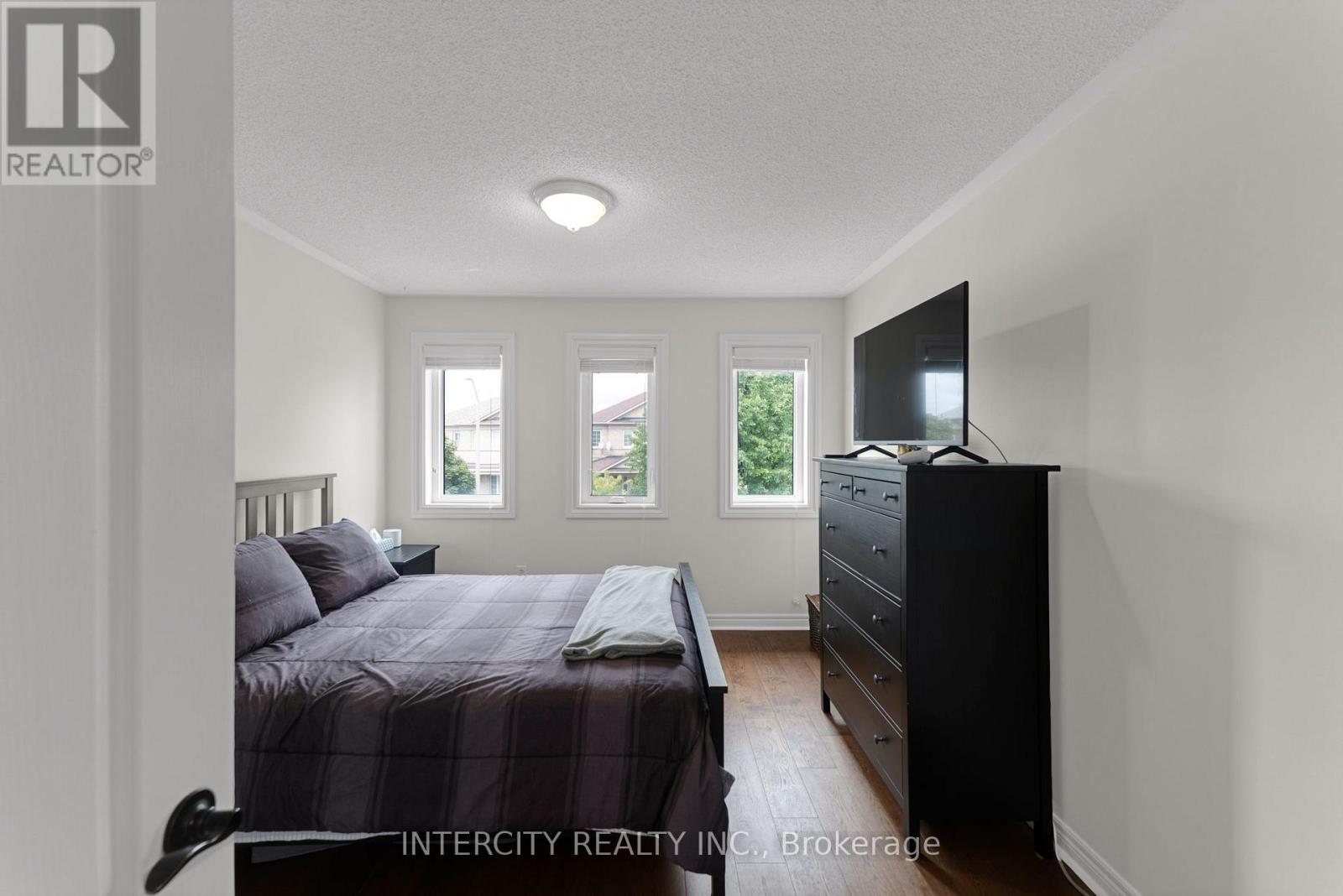 37 REDFINCH CRESCENT - Image 37