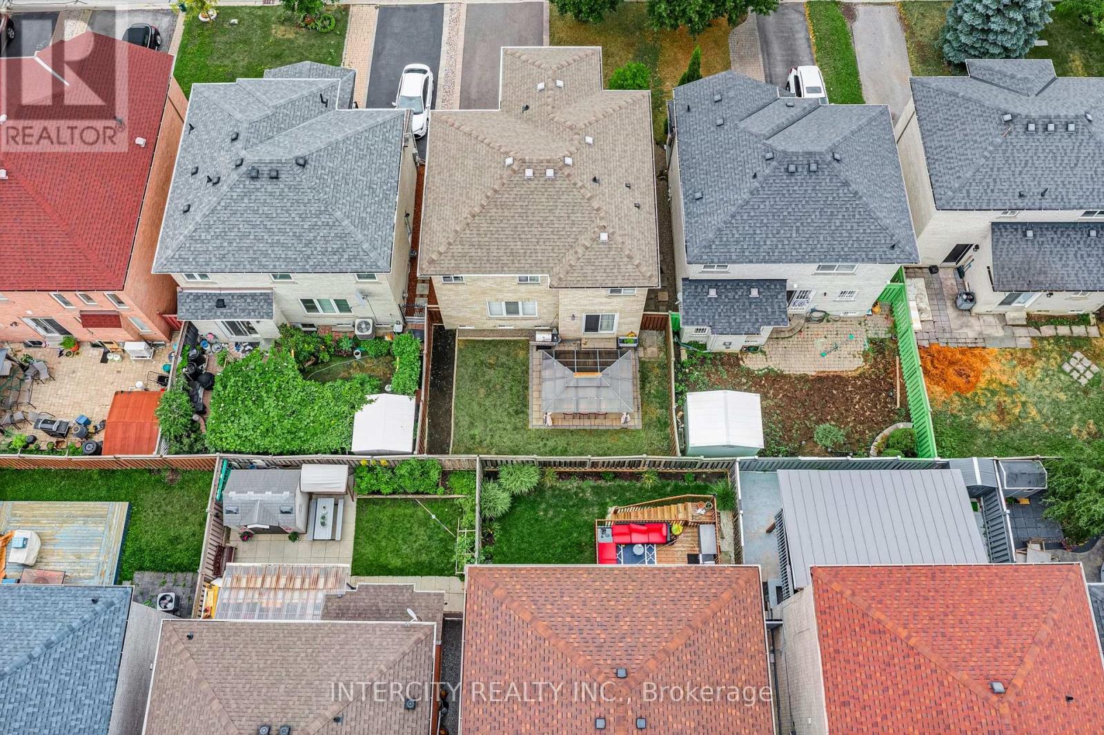 37 REDFINCH CRESCENT - 50