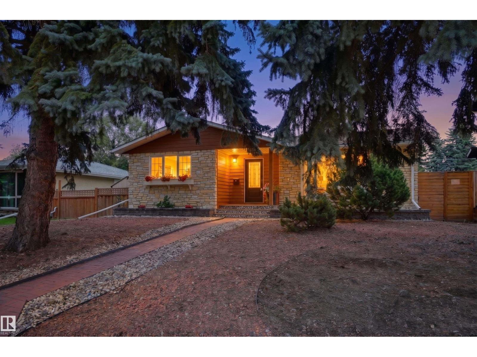 8819 142 ST NW, Parkview, Edmonton photo 3