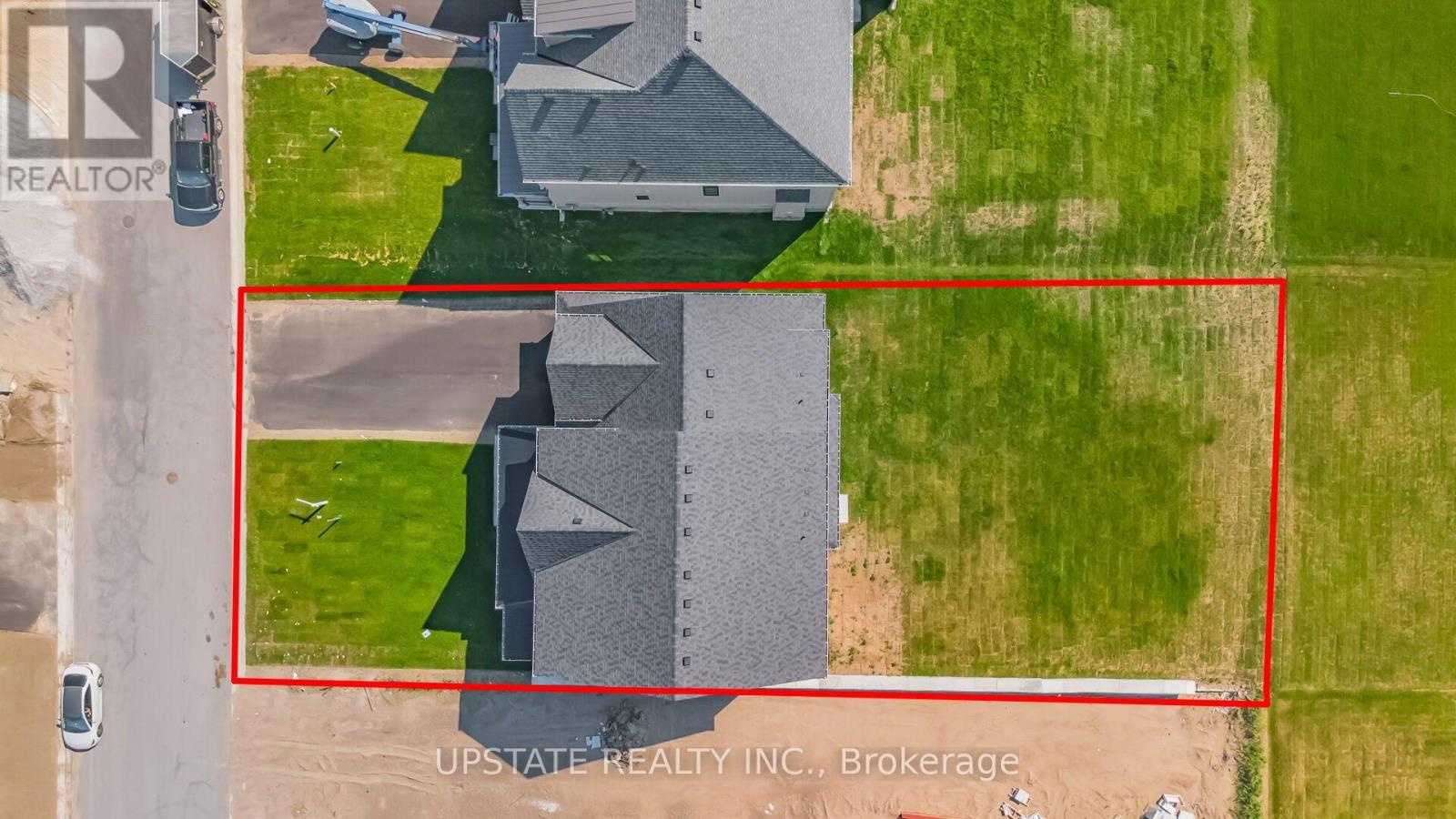 21 PEARSALL PLACE - 46