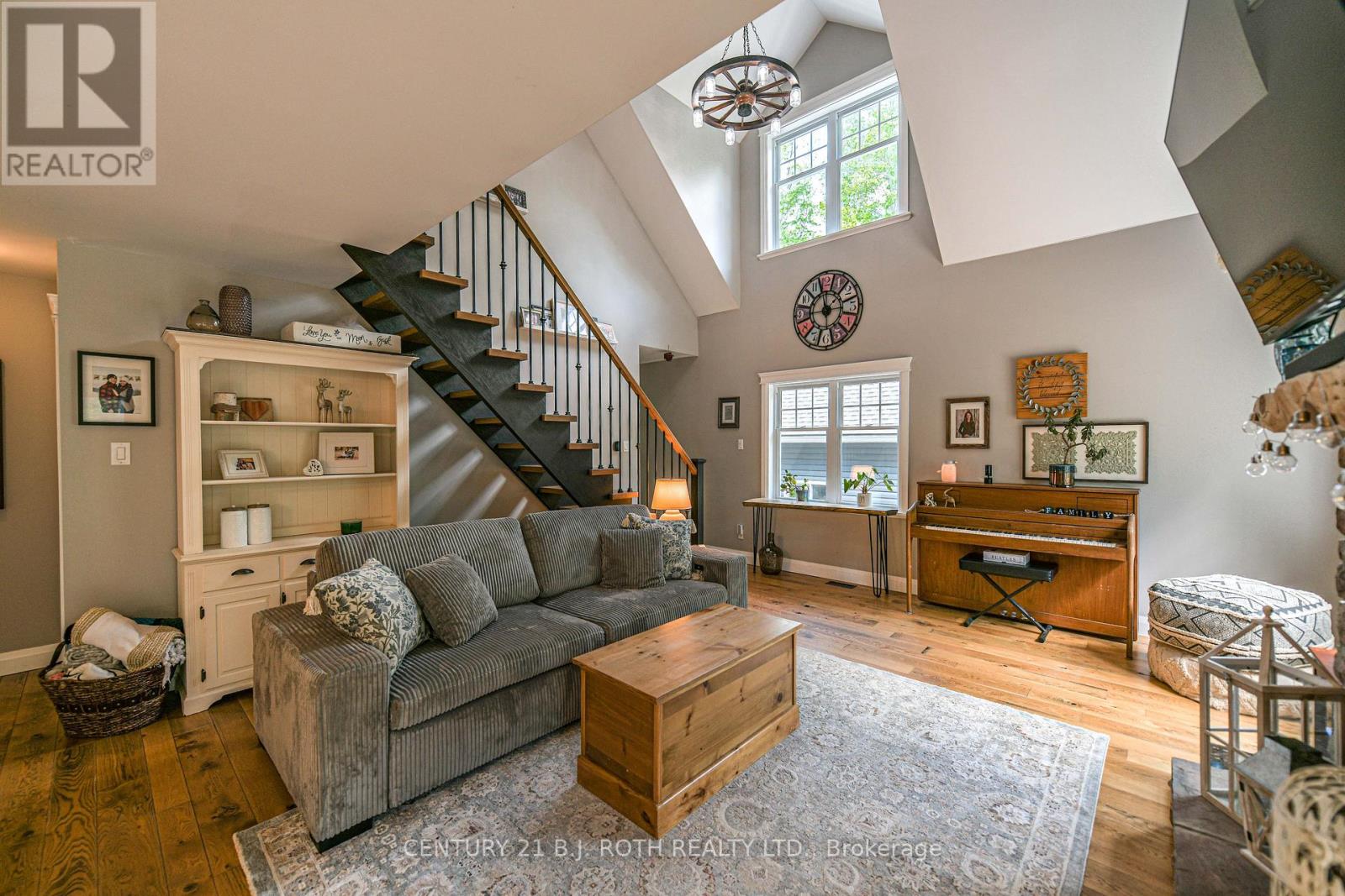 2833 SWITCH ROAD - 21