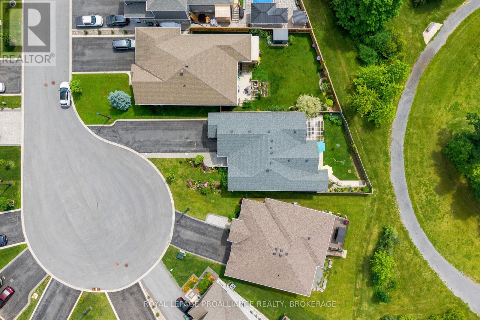 861 WINDERMERE DRIVE - Image 4