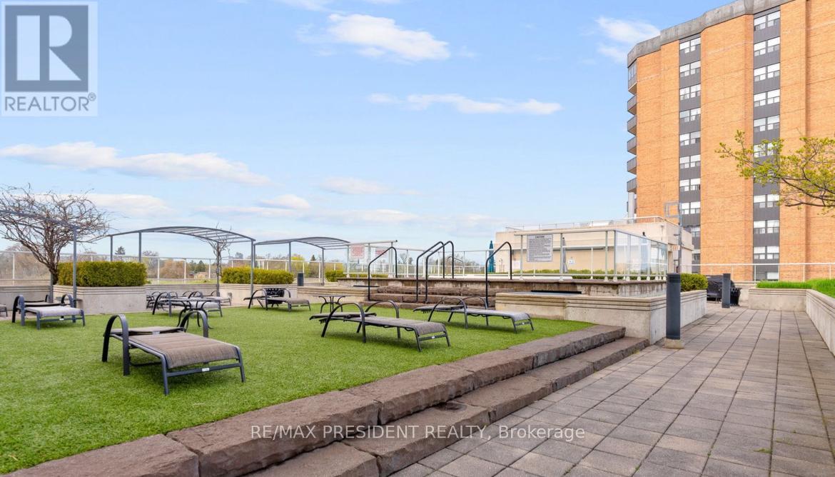 #1101 3865 LAKE SHORE BOULEVARD W - Image 33