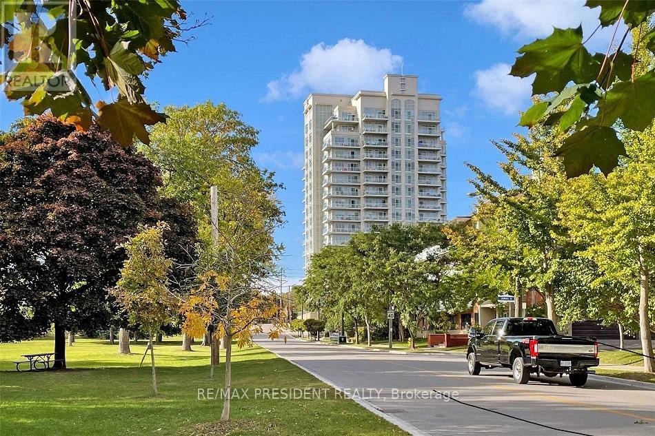 #1101 3865 LAKE SHORE BOULEVARD W - Image 38