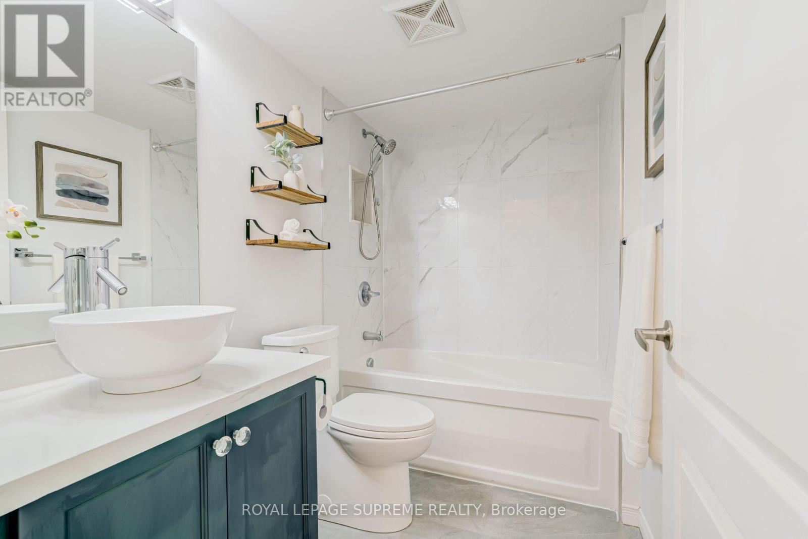 #601 2772 KEELE STREET - Image 26