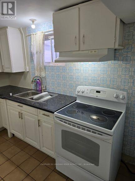 12 BAMFORD CRESCENT - 26