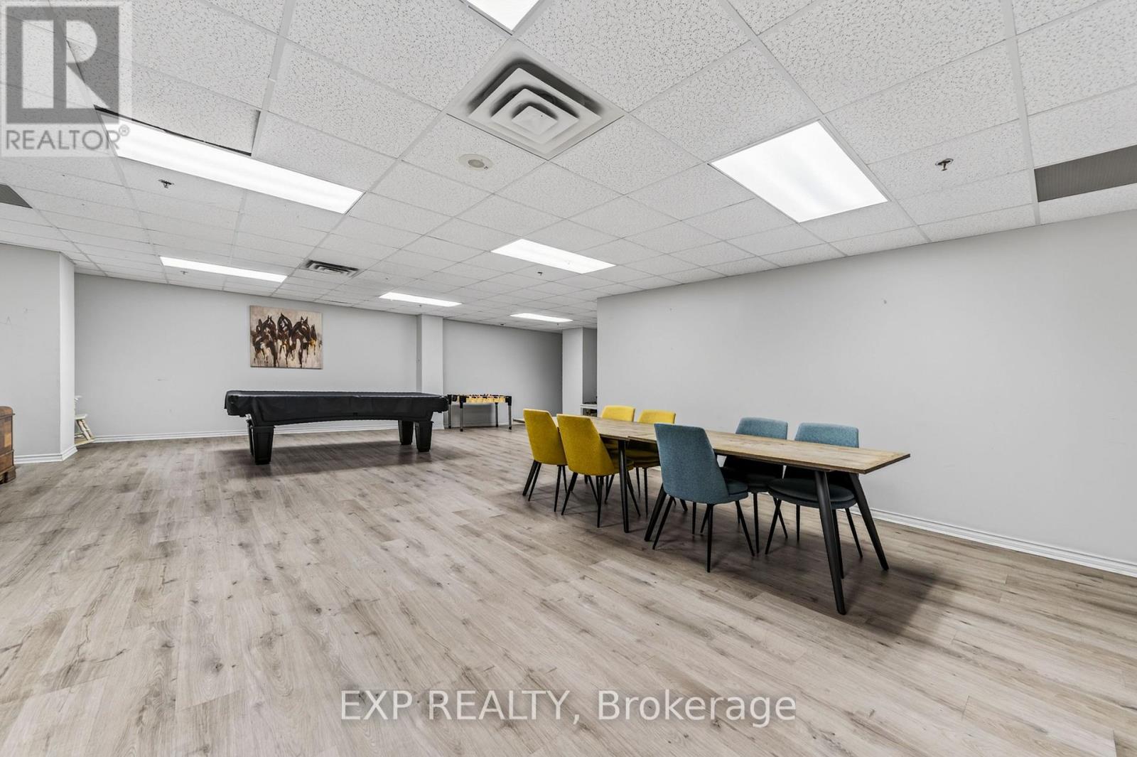 #312 2737 KEELE STREET - Image 33