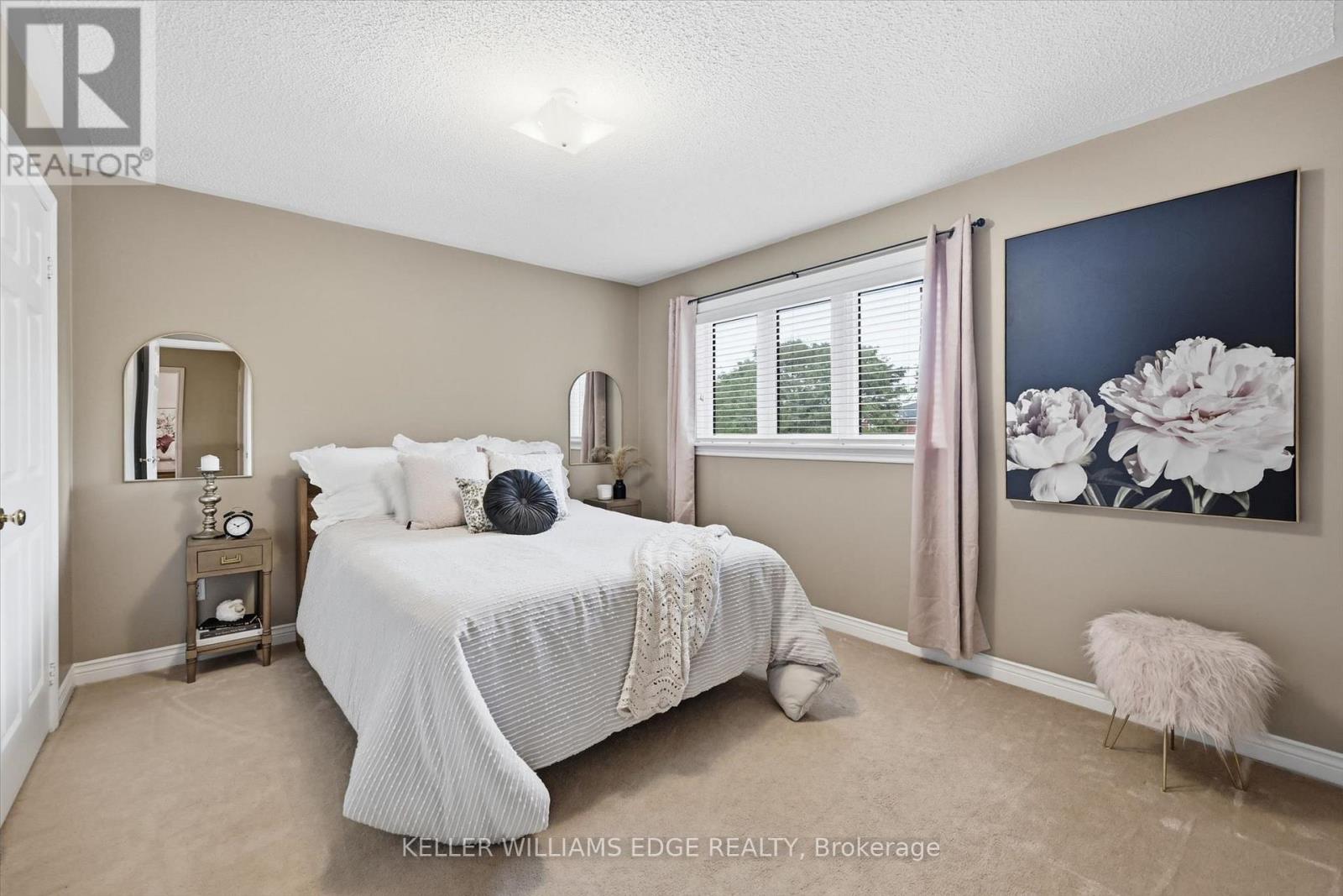 1472 LIVERY LANE - 29