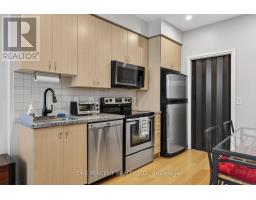 Ph11 - 55 De Boers Drive, Toronto, ON M3J0G5 Photo 6