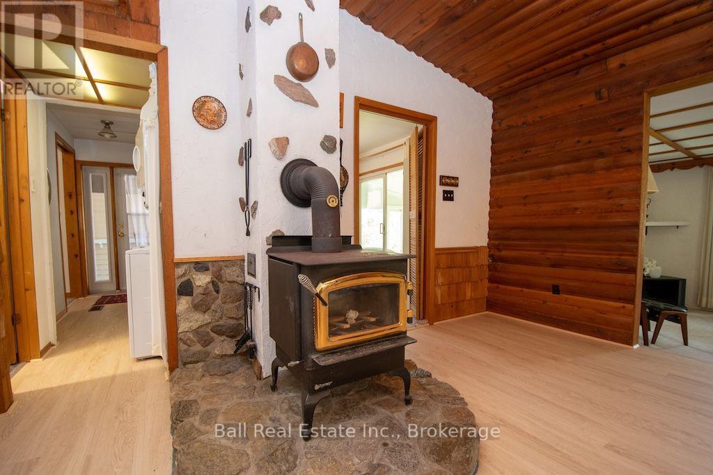 2137 CHIPMUNK ROAD - Image 34