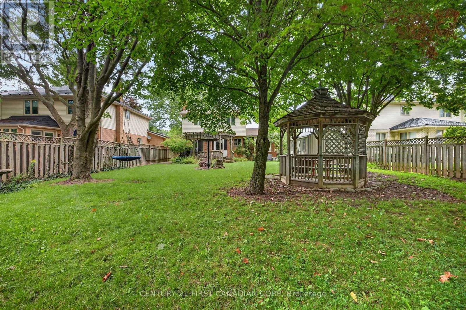 603 COUNTRY CLUB MEWS - 40