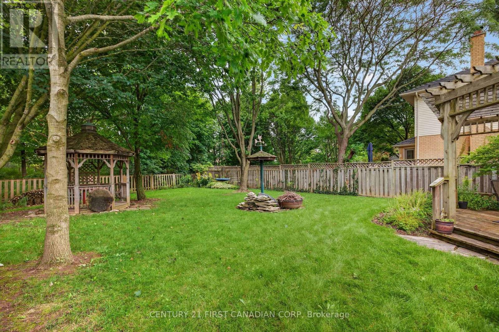 603 COUNTRY CLUB MEWS - Image 45