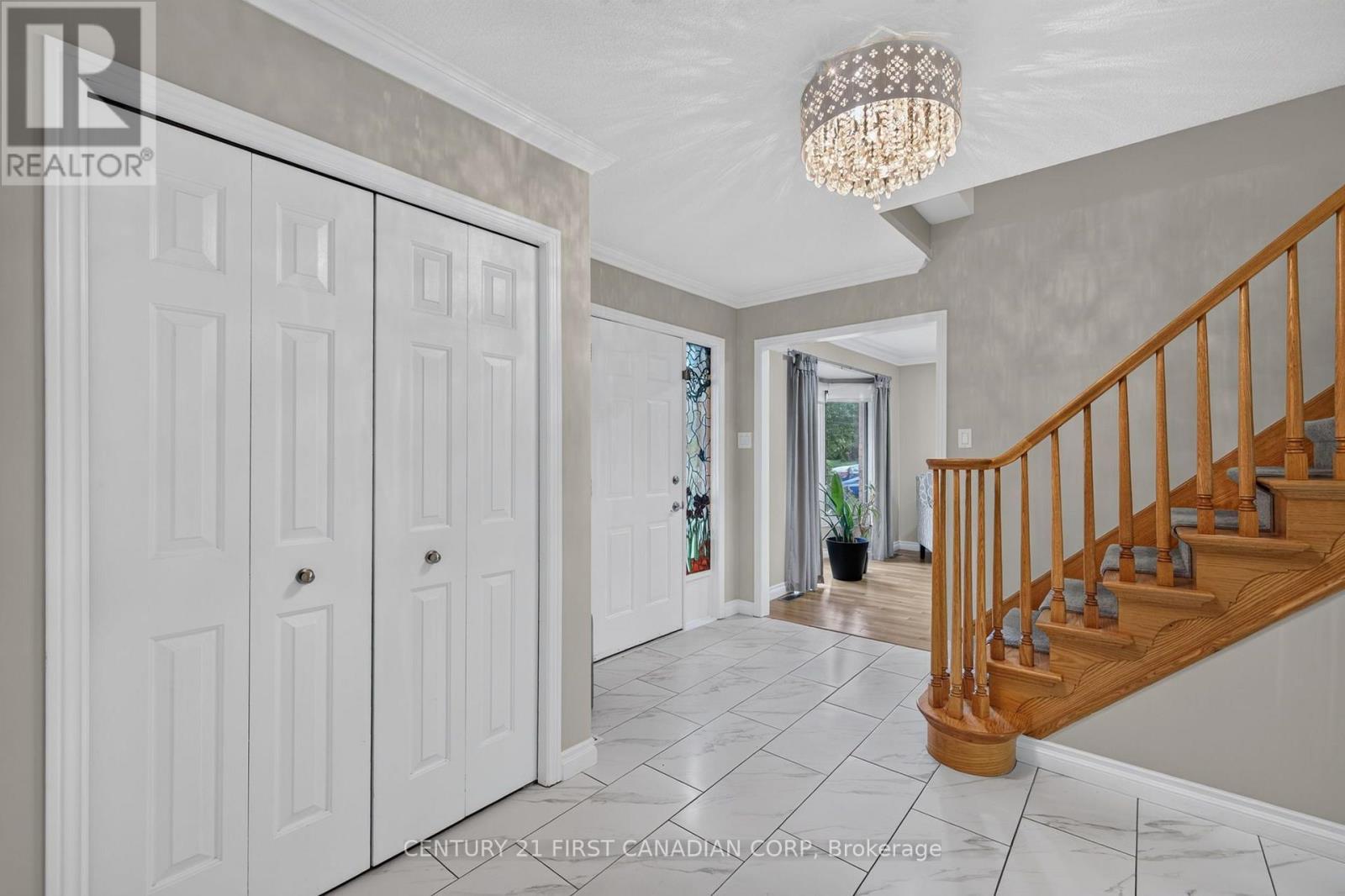 603 COUNTRY CLUB MEWS - 6