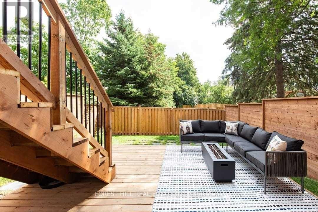 433B DELORAINE AVENUE - 40