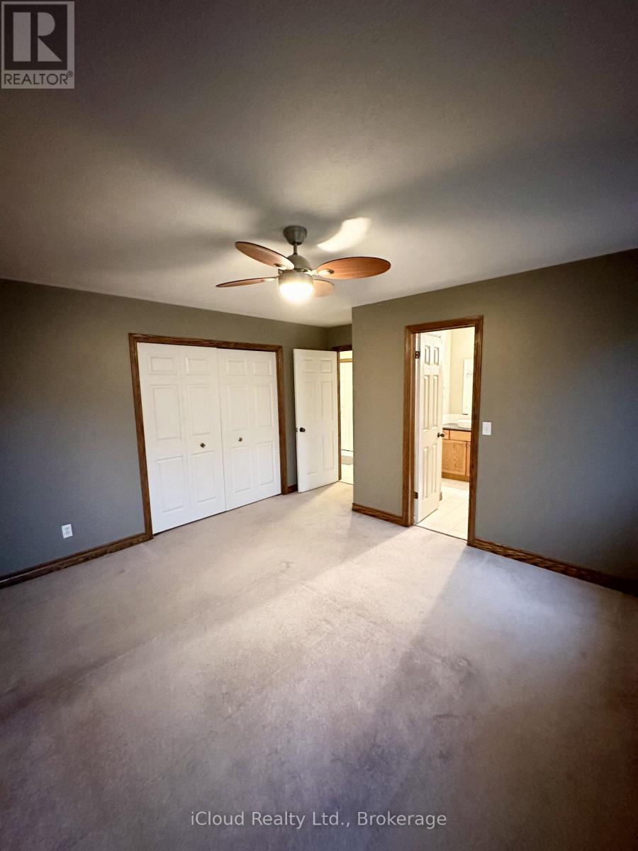 86 GLENDALE DRIVE E - 10