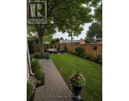 86 Glendale Drive E, Tillsonburg, ON N4G1J7 Photo 20