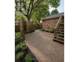 86 Glendale Drive E, Tillsonburg, ON N4G1J7 Photo 23