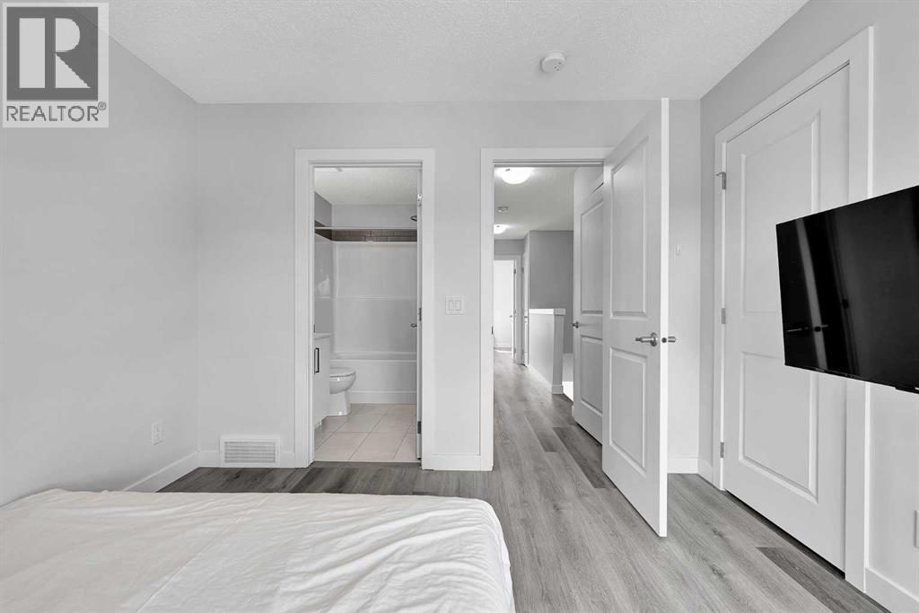 #512 16 Evanscrest Park NW - 24