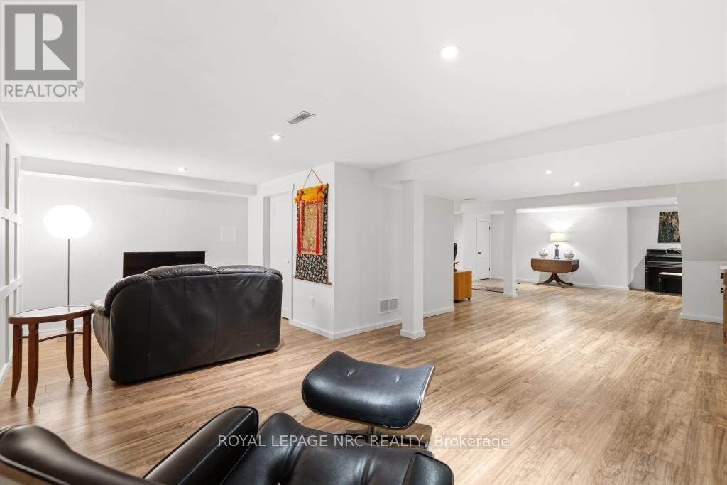 7 CHRISTOPHER STREET - 37